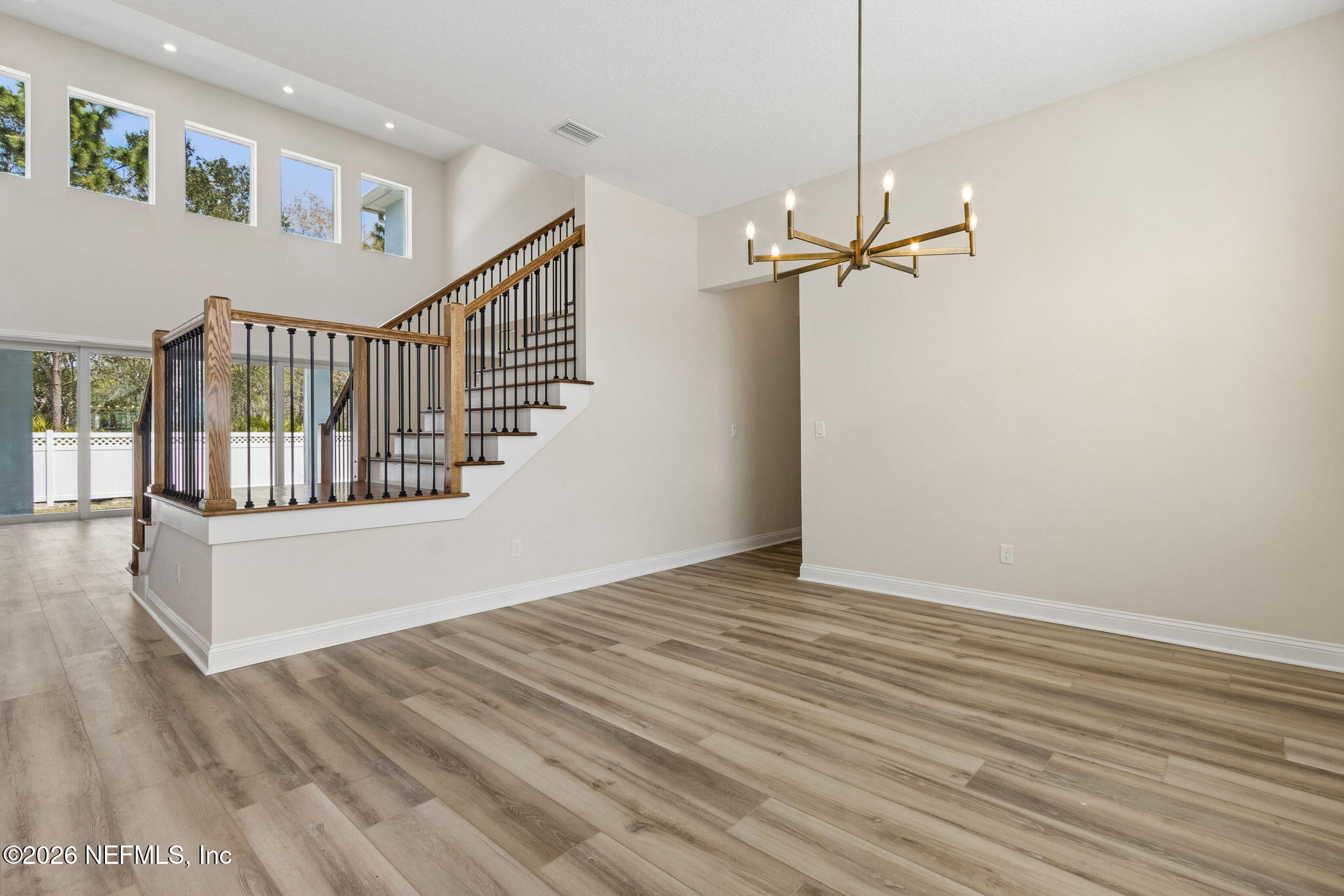 536 E KESLEY Lane, St. Johns
