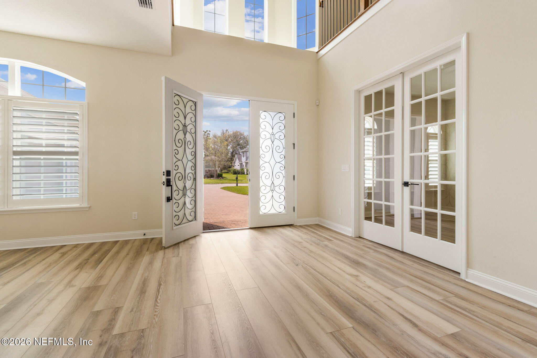 536 E KESLEY Lane, St. Johns