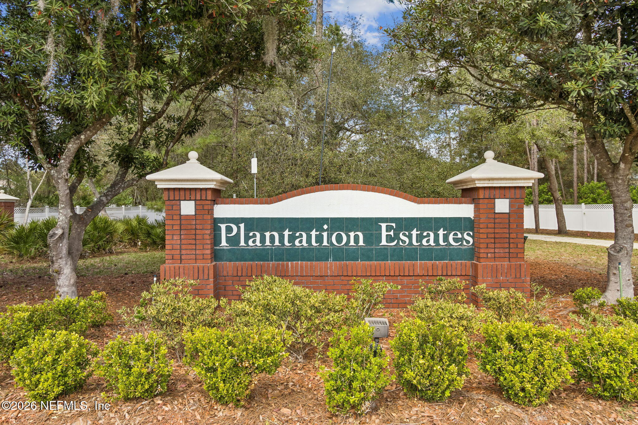 536 E KESLEY Lane, St. Johns