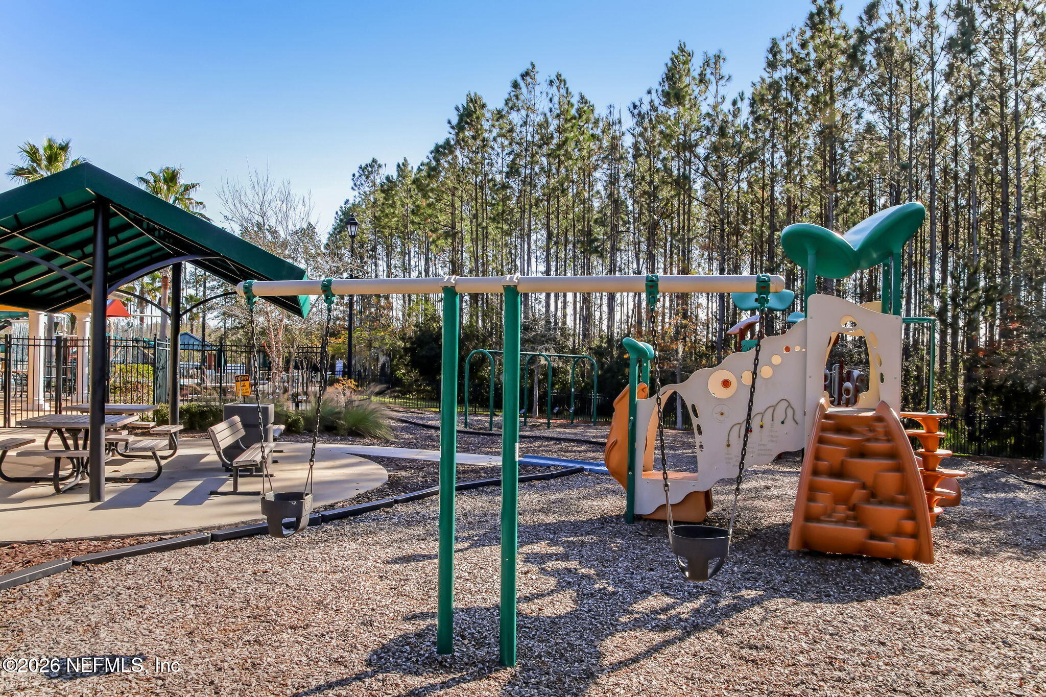 536 E KESLEY Lane, St. Johns