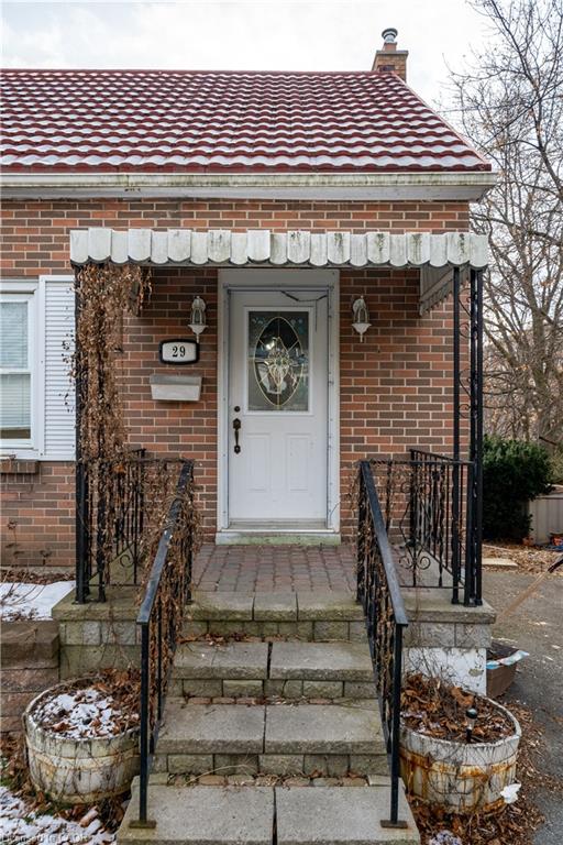 29 Donald Street