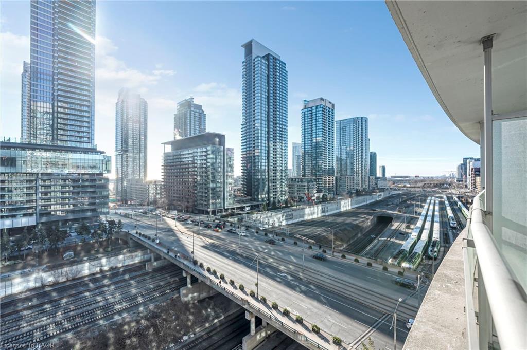 1211-397 Front Street W Unit: 1211