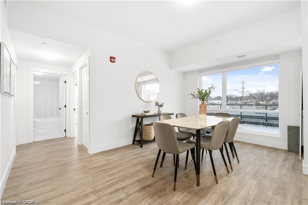 506-2 Dundas Street W Unit: 506