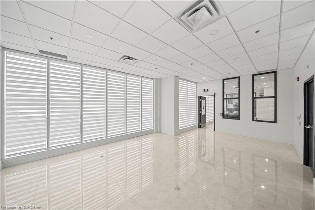 605-2 Dundas Street W Unit: 605