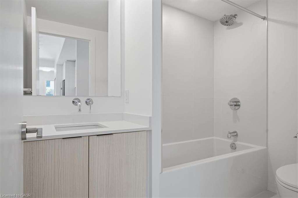 6-172 Clonmore Drive Unit: 6