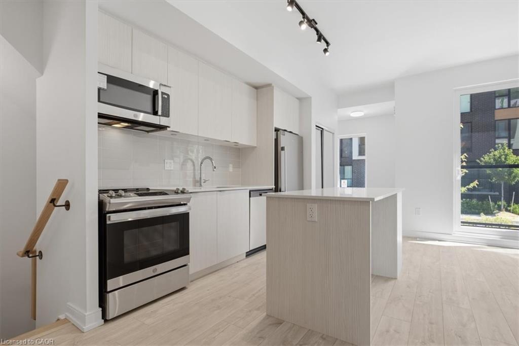 6-172 Clonmore Drive Unit: 6
