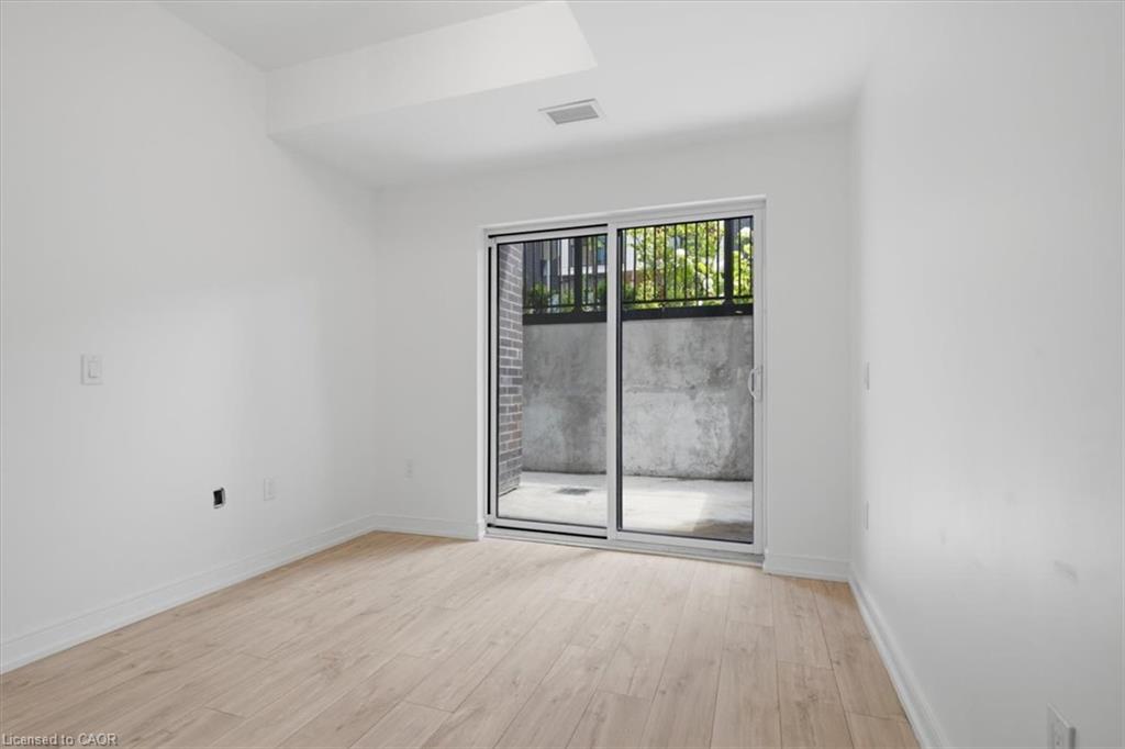 6-172 Clonmore Drive Unit: 6