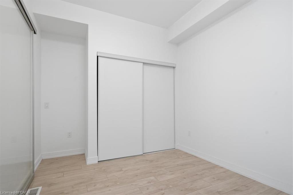 6-172 Clonmore Drive Unit: 6