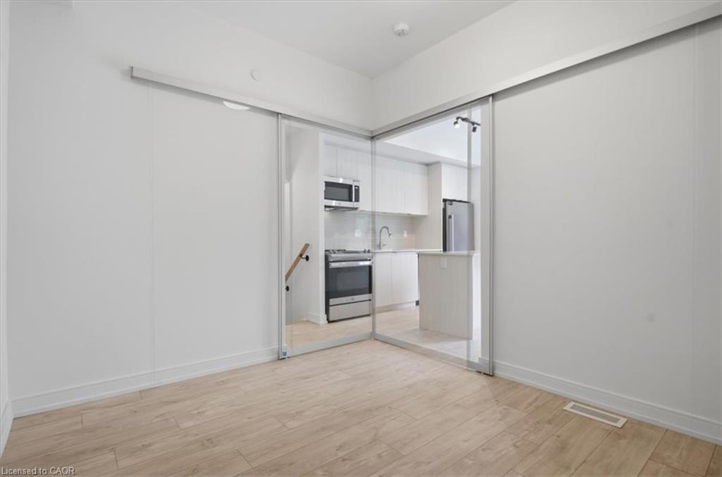 6-172 Clonmore Drive Unit: 6