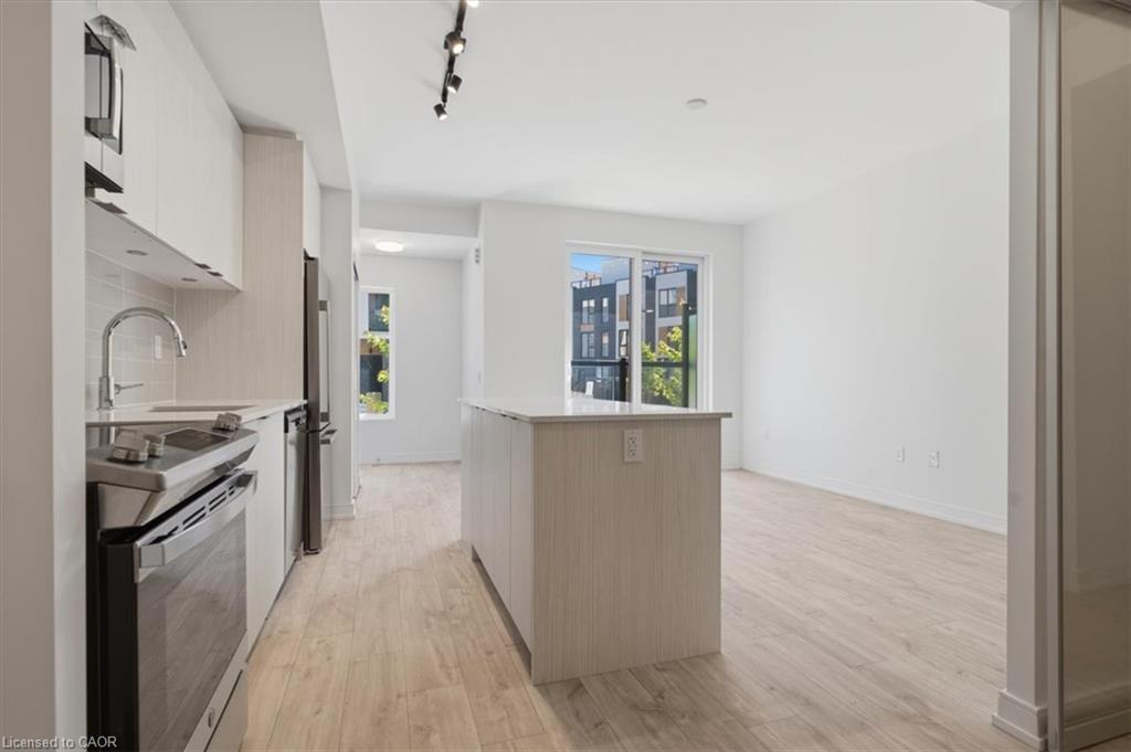 6-172 Clonmore Drive Unit: 6