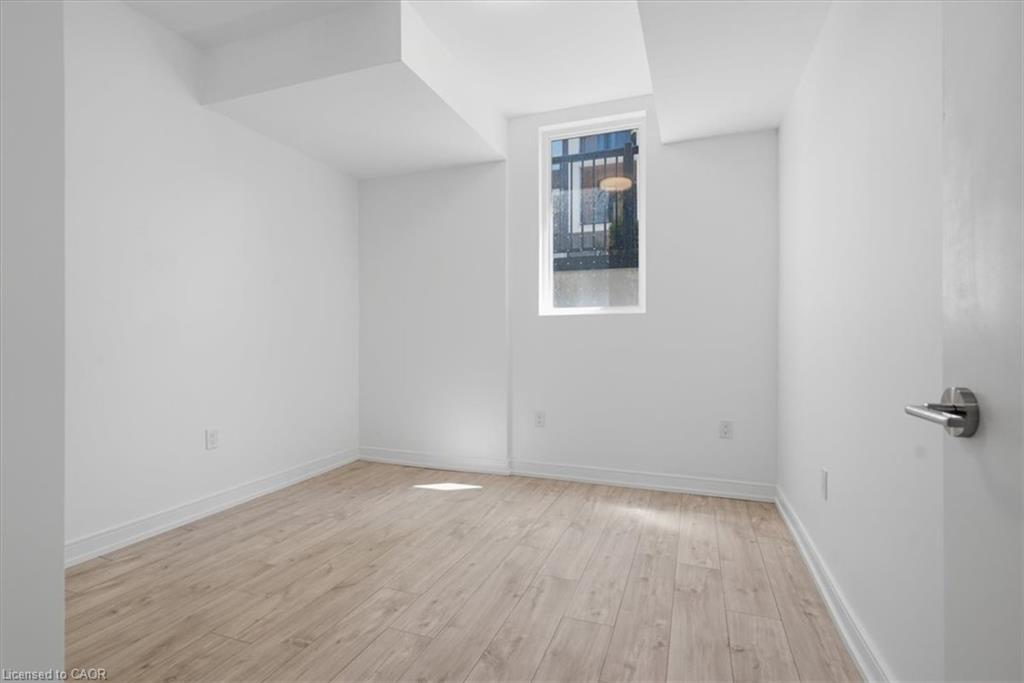 6-172 Clonmore Drive Unit: 6