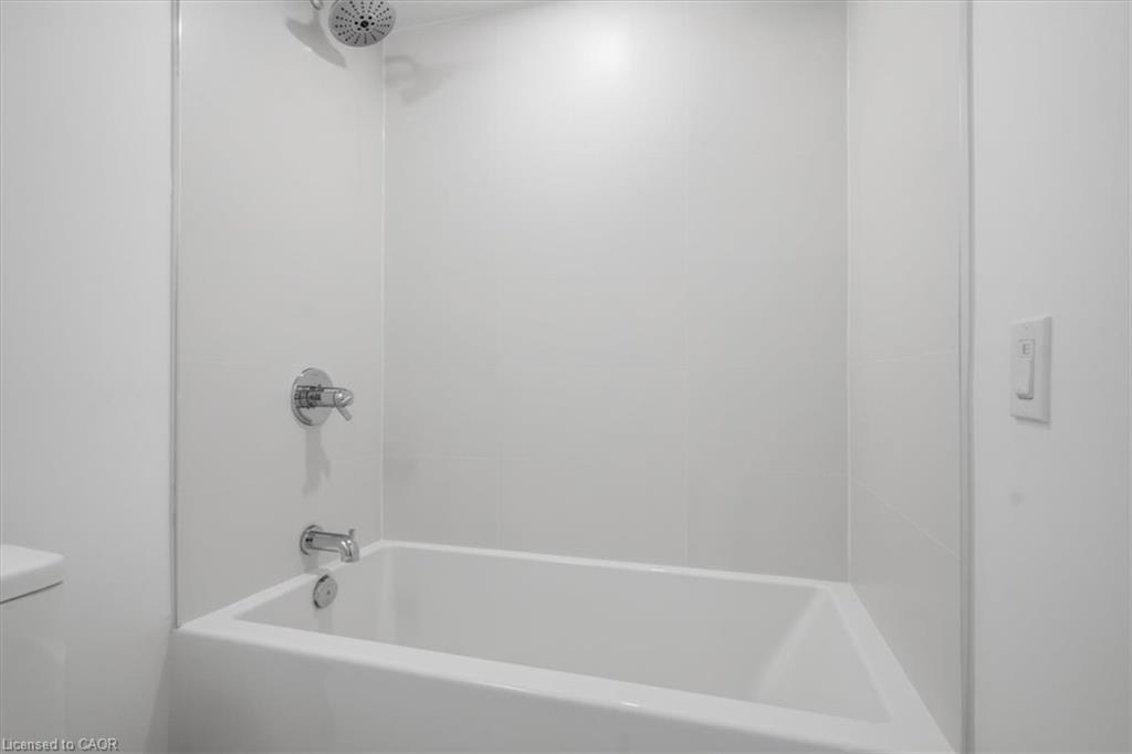 6-172 Clonmore Drive Unit: 6