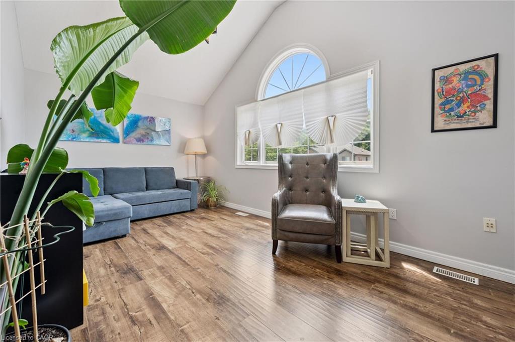 360 Red Osier Road