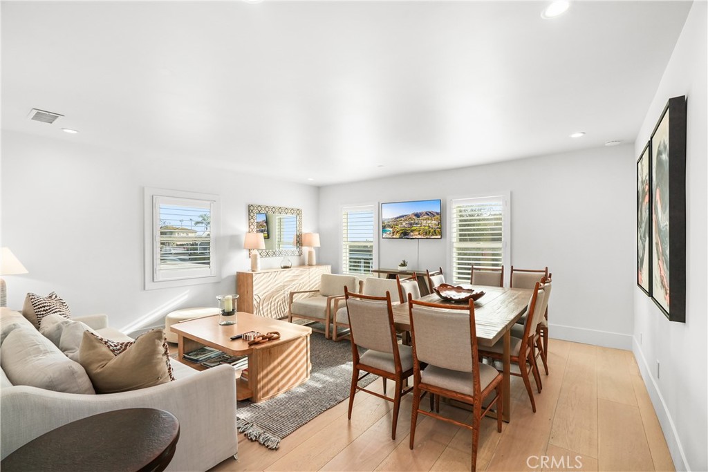 1826 S Coast