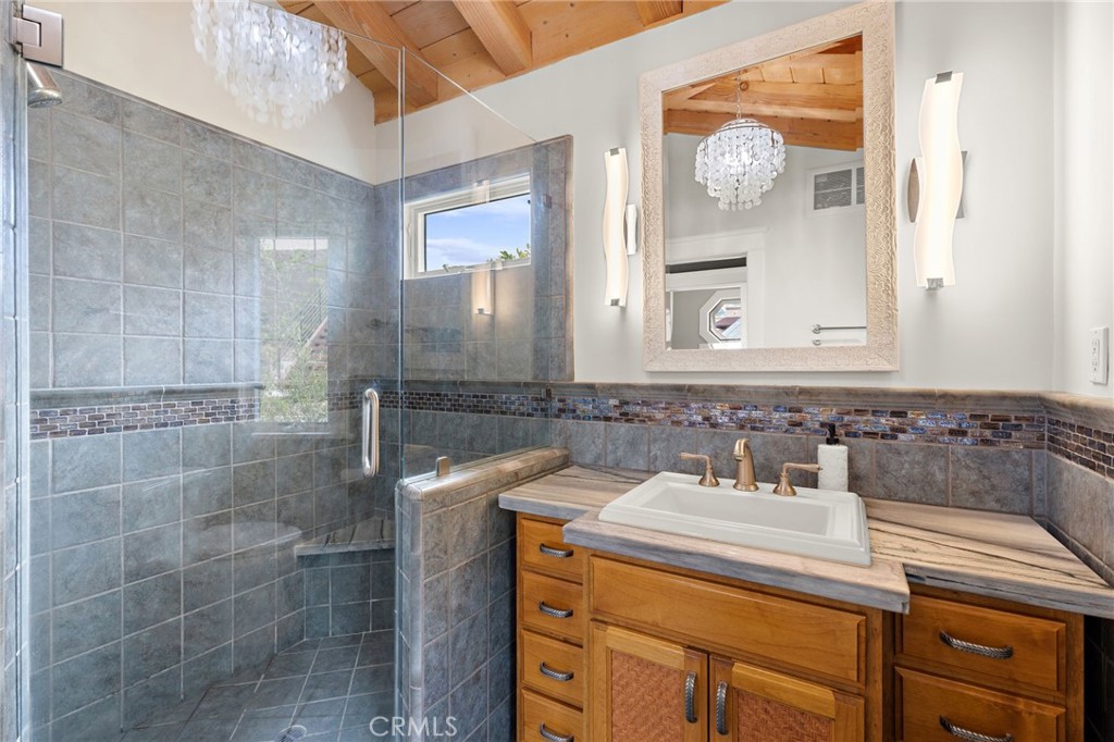 522 High Drive