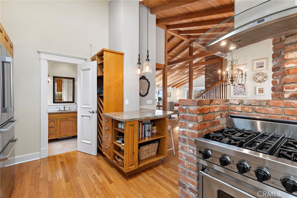 522 High Drive