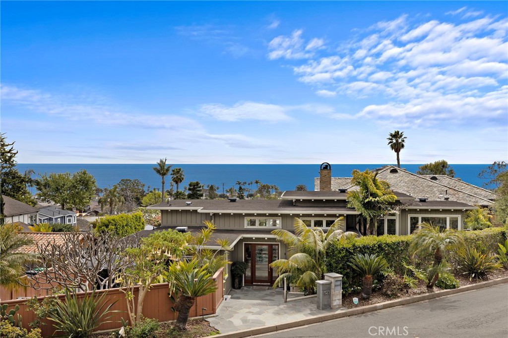 522 High Drive