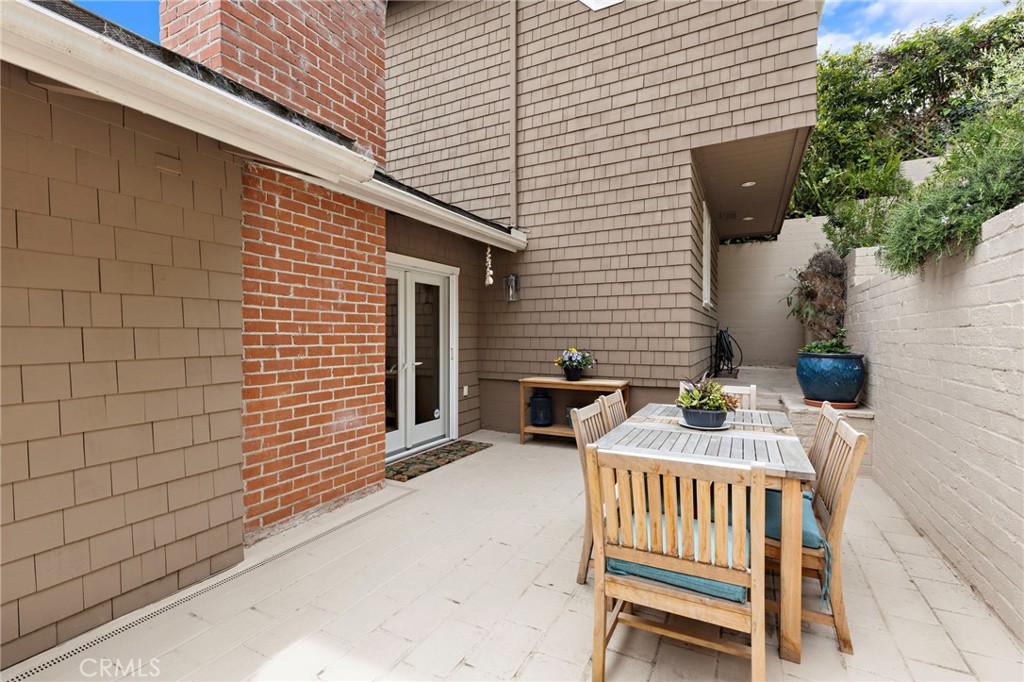 522 High Drive
