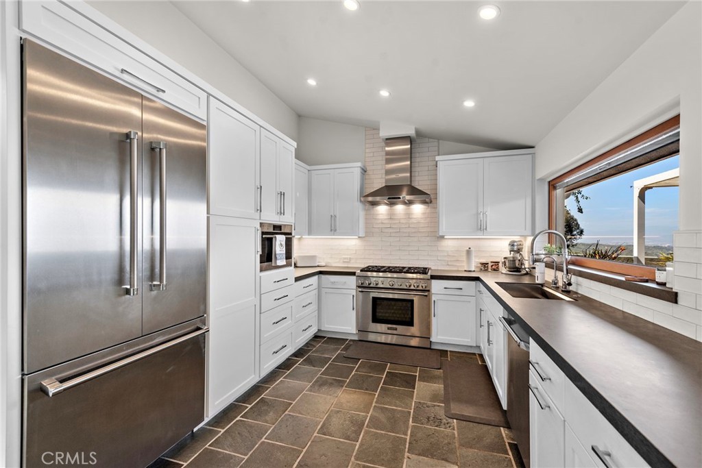 3085 Nestall Road