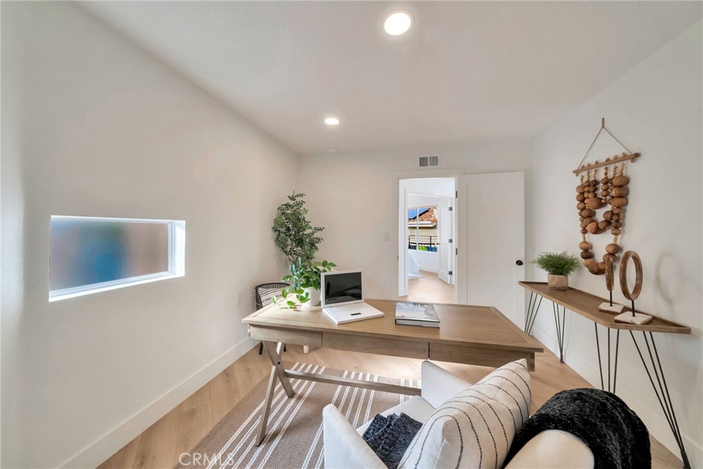 24976 Sea Crest Drive