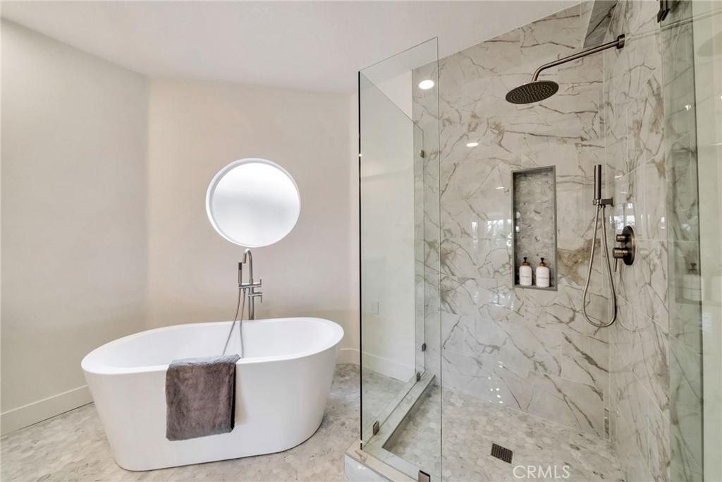 24976 Sea Crest Drive