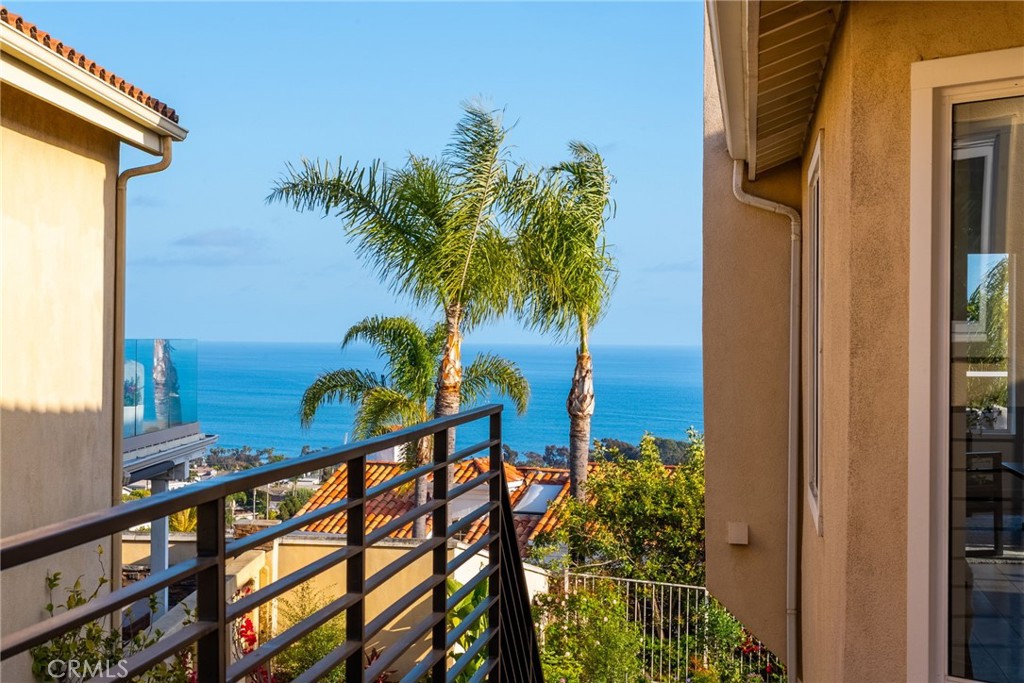 24976 Sea Crest Drive