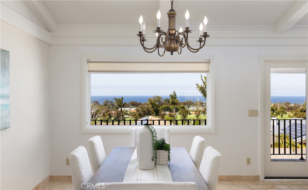 318 Avenida Costanso