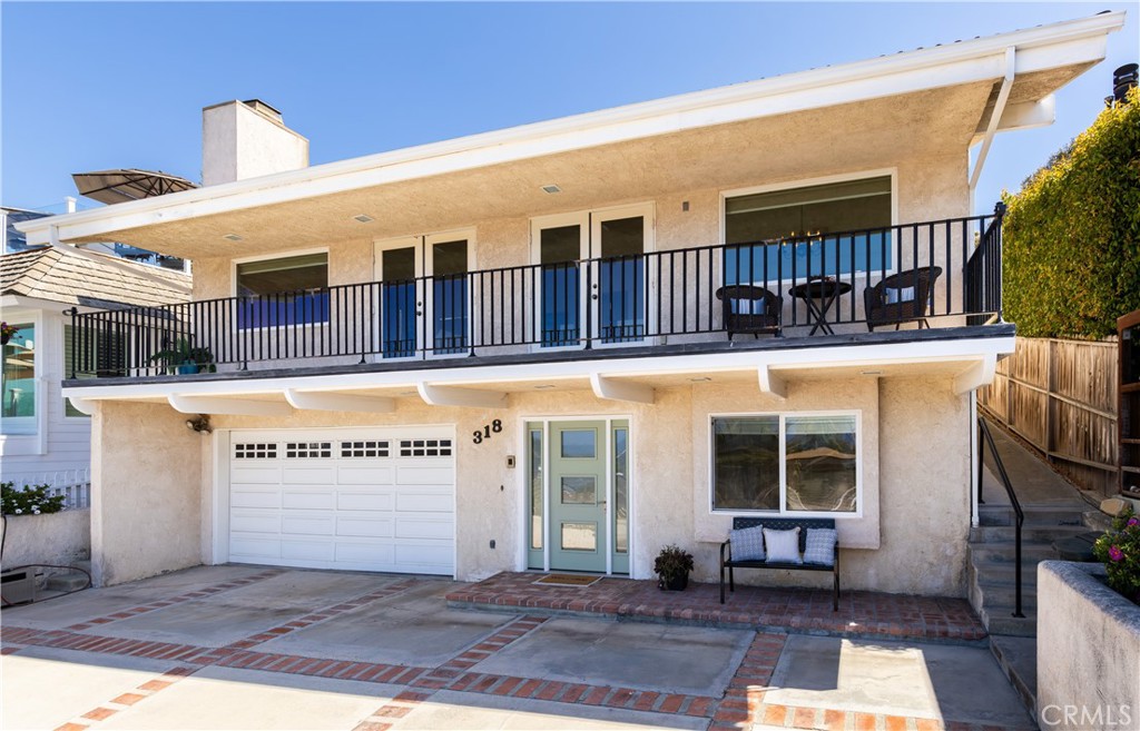 318 Avenida Costanso