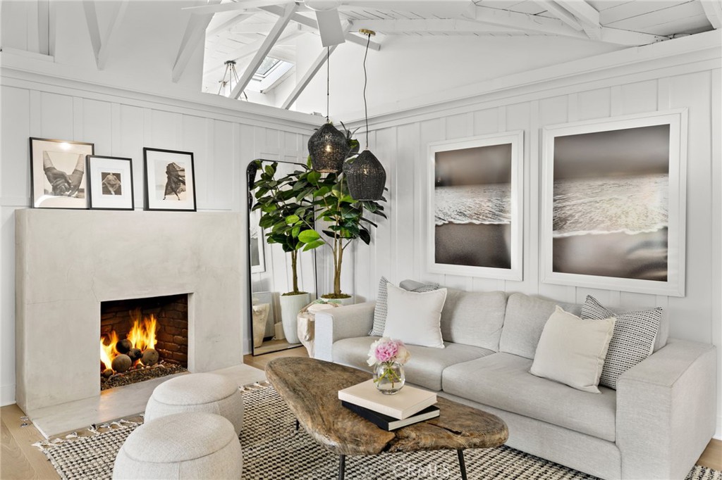 592 Bluebird Canyon Drive