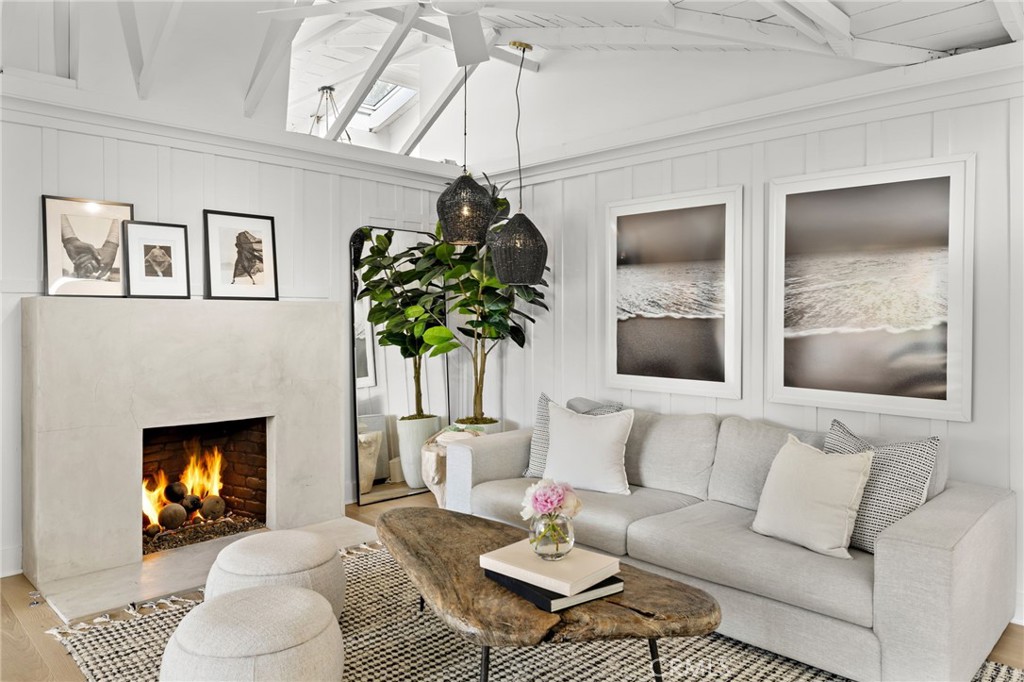 592 Bluebird Canyon Drive