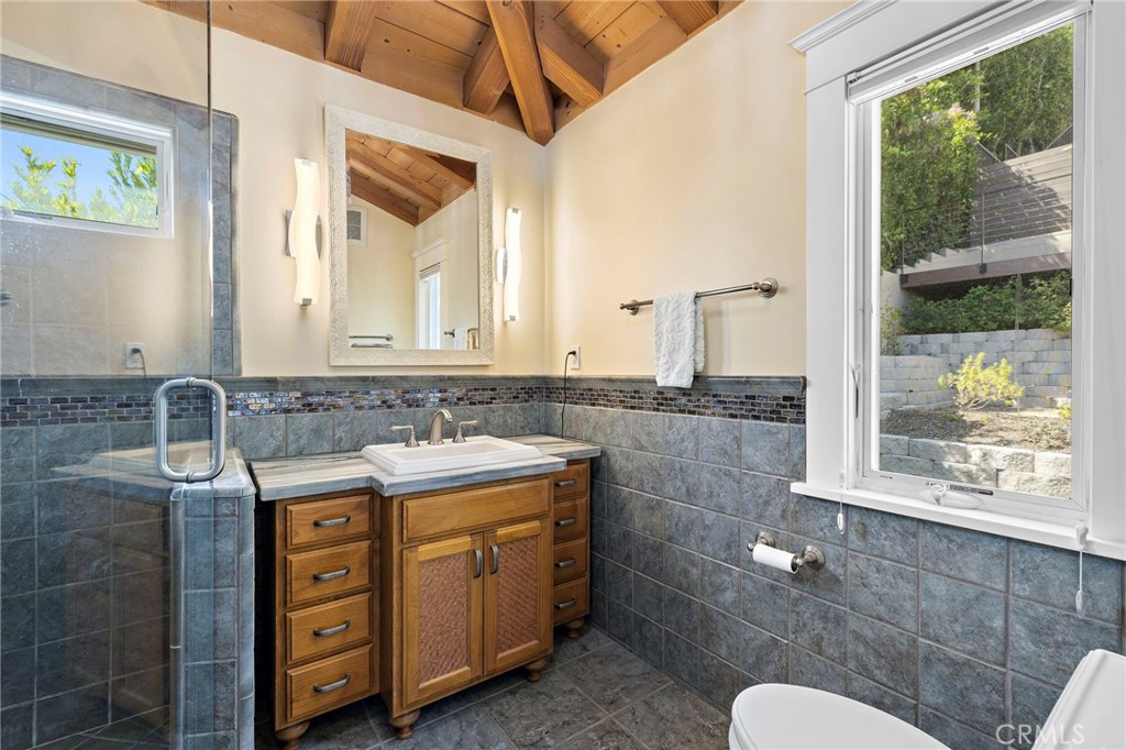 522 High Drive