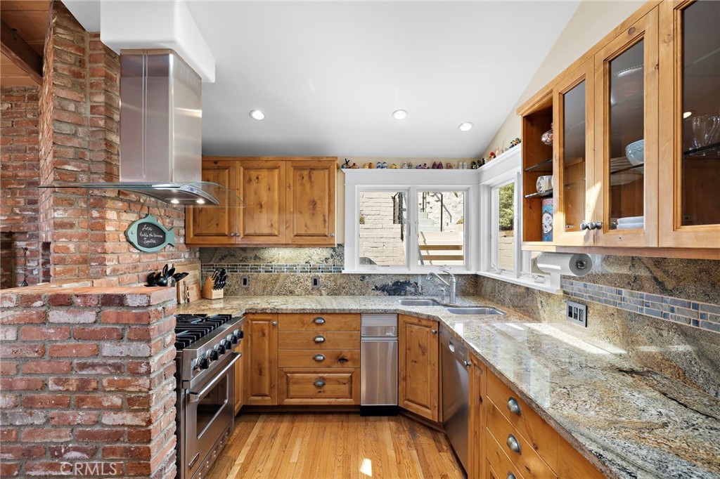 522 High Drive