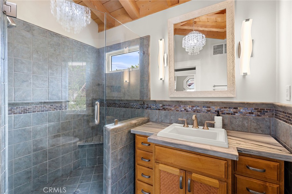 522 High Drive