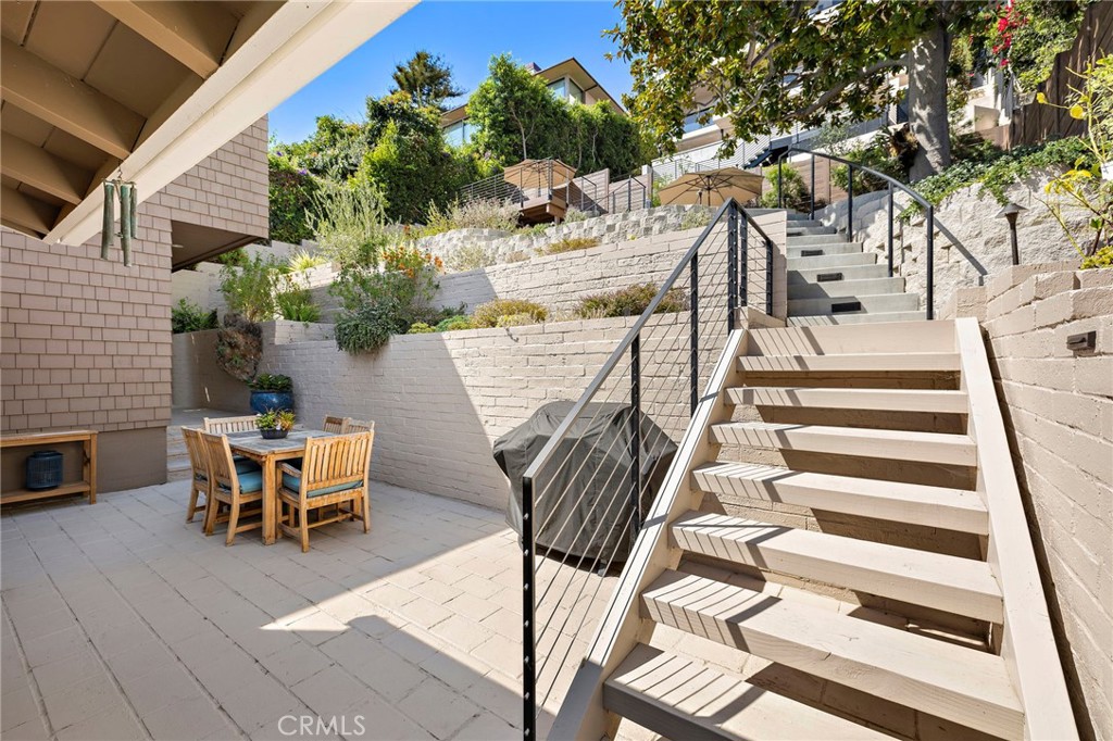 522 High Drive