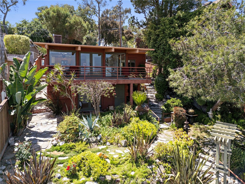 28751 Top Of The World