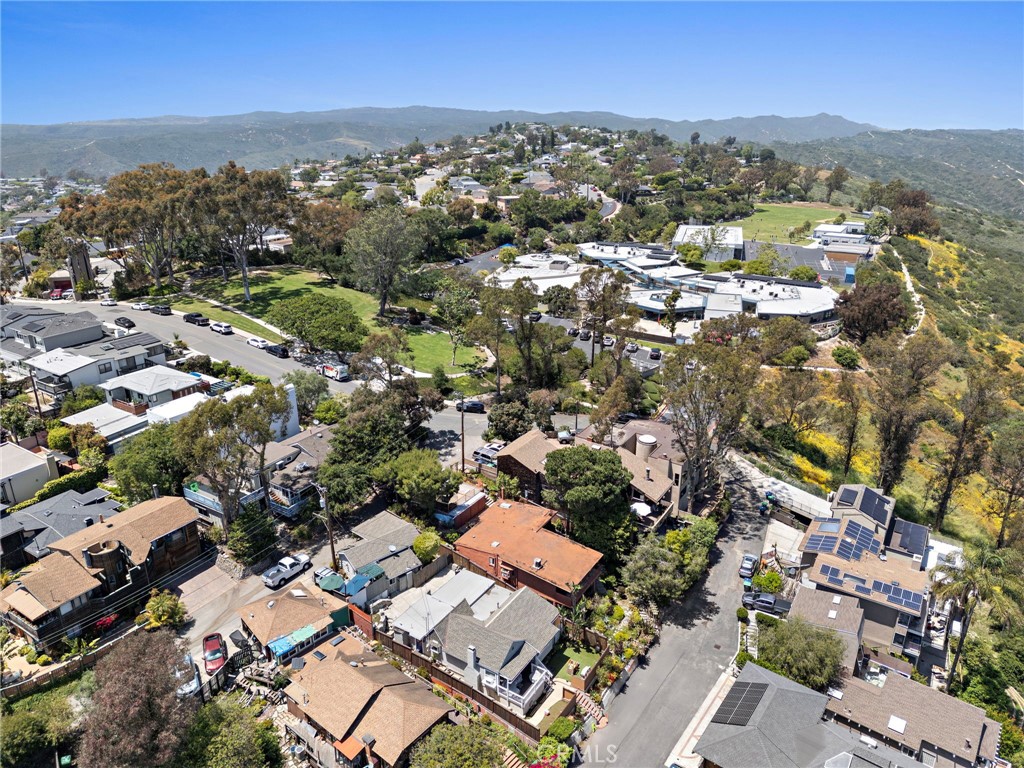 28751 Top Of The World