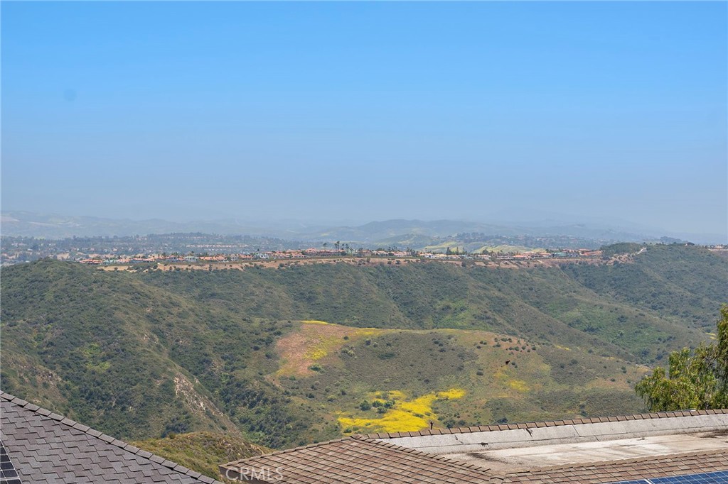 28751 Top Of The World