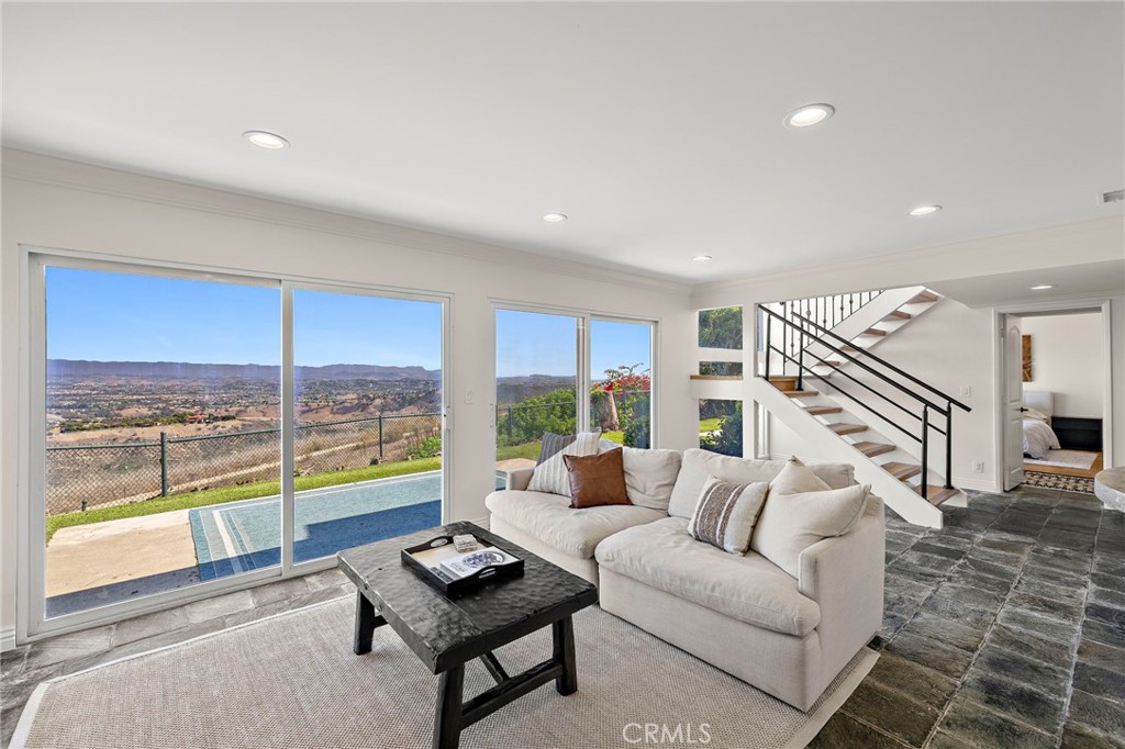 3058 Nestall Road