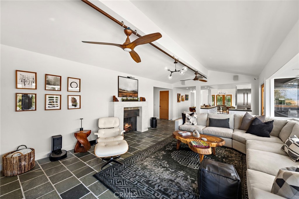 3085 Nestall Road