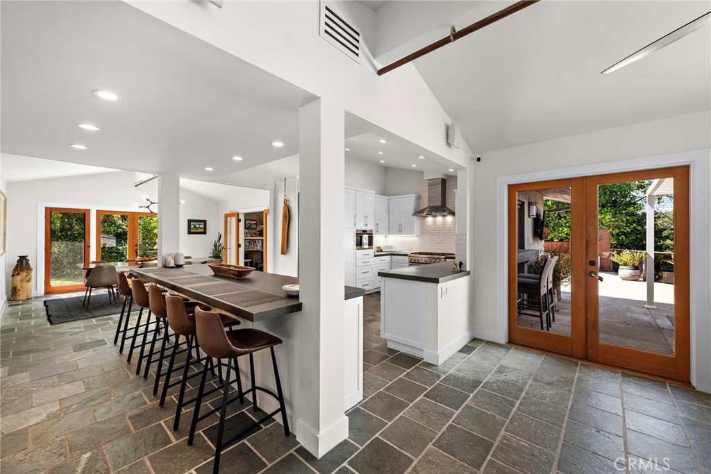 3085 Nestall Road