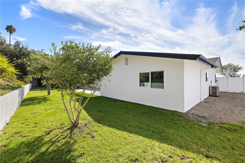 2960 Alta Laguna
