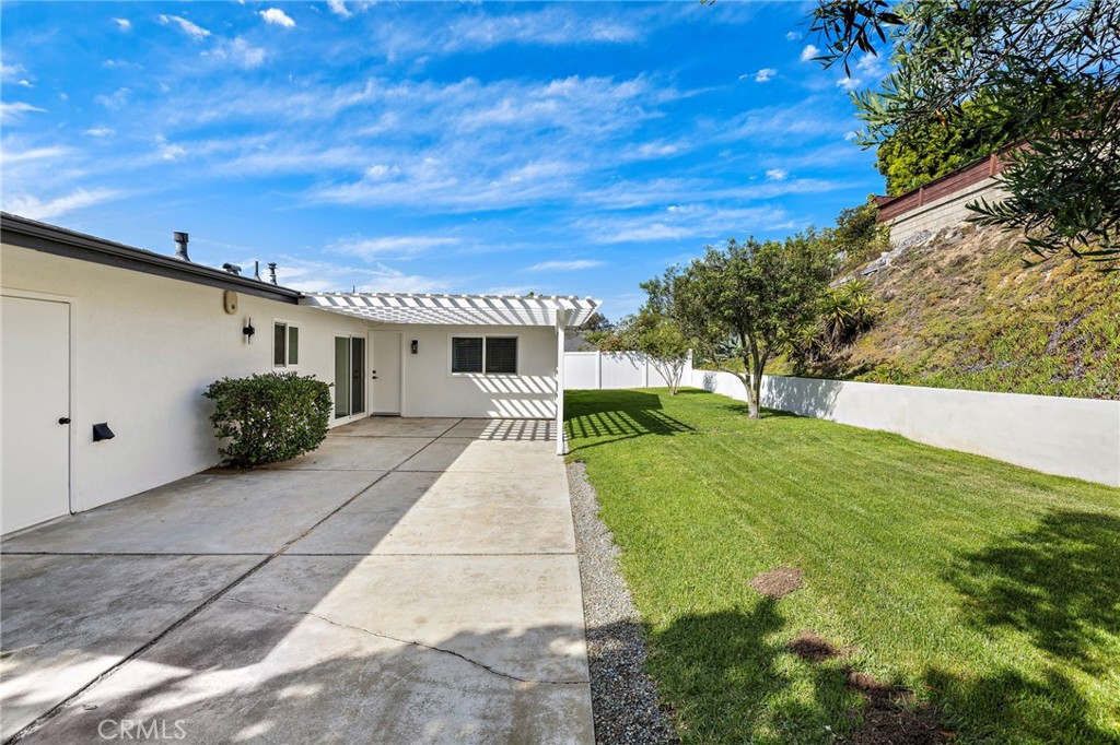 2960 Alta Laguna