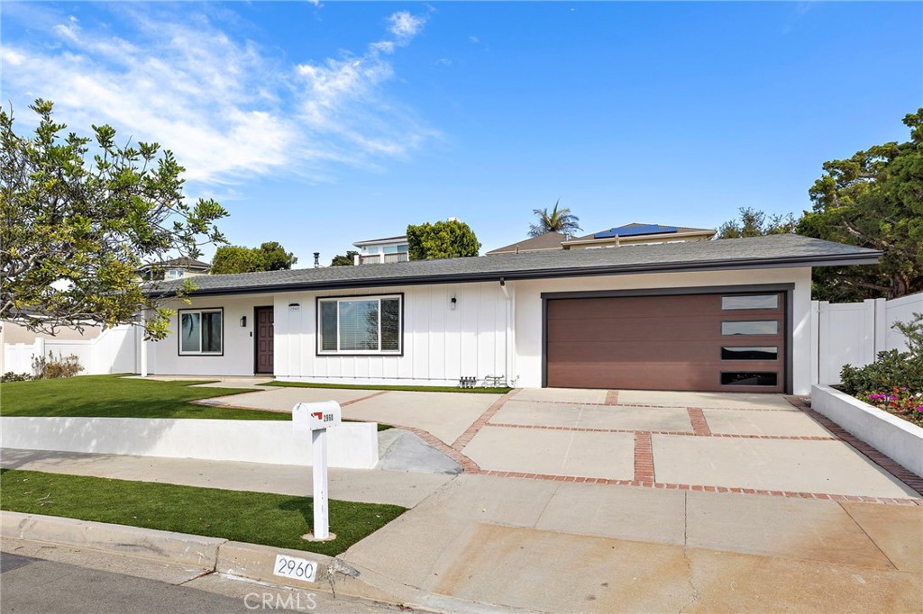 2960 Alta Laguna