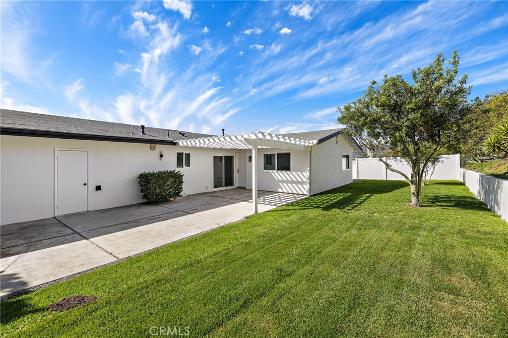 2960 Alta Laguna