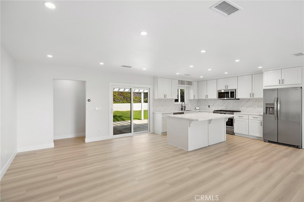 2960 Alta Laguna