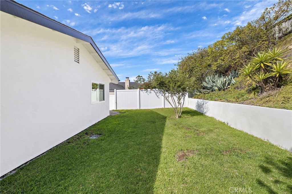 2960 Alta Laguna