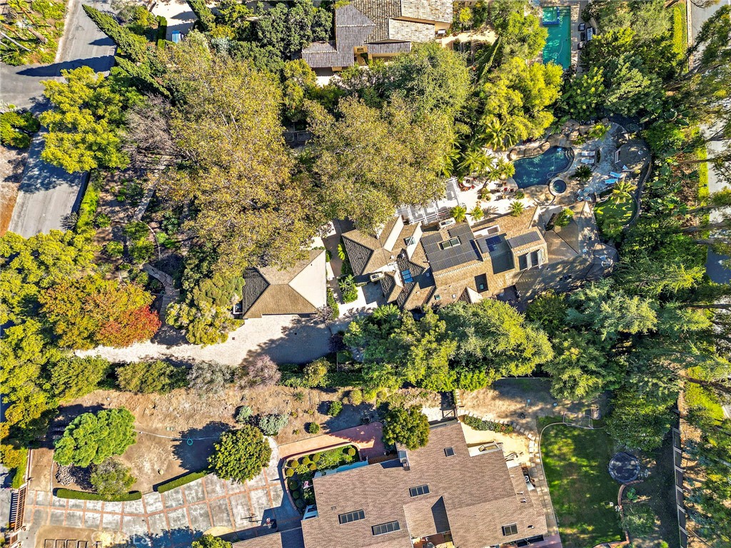 25602 Paseo De La Paz