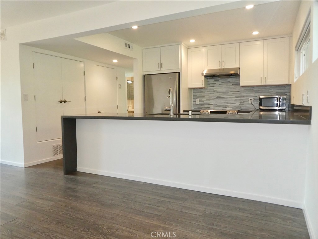 285 San Joaquin Drive