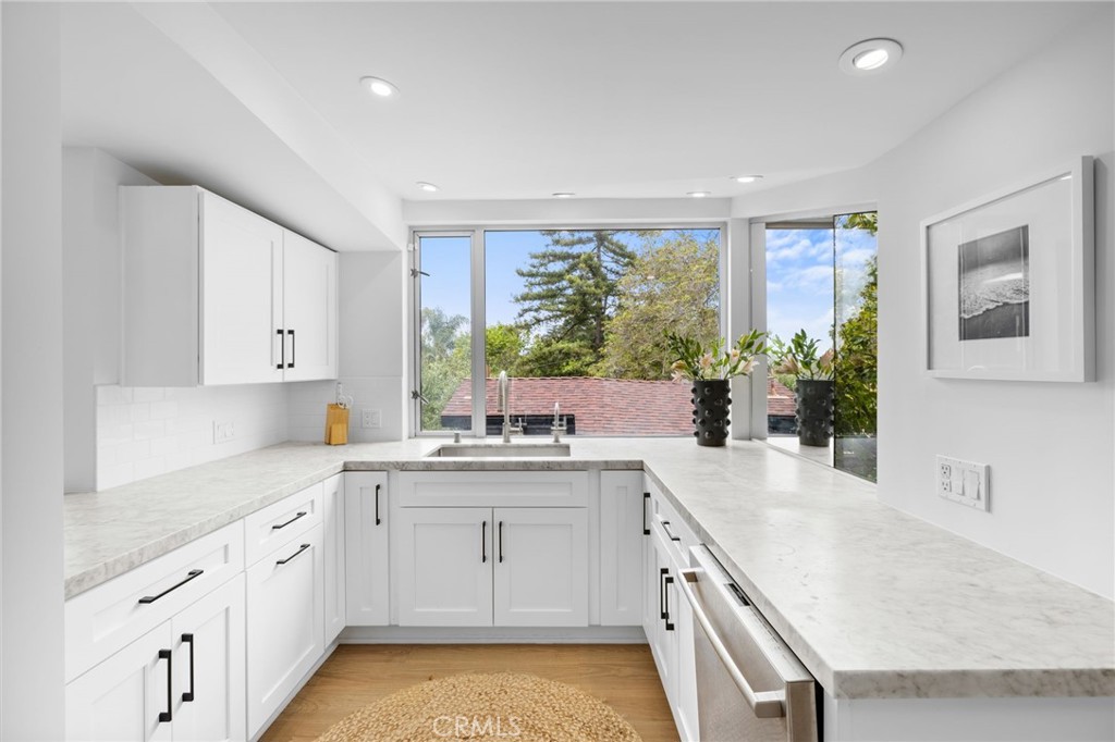 592 Bluebird Canyon Drive