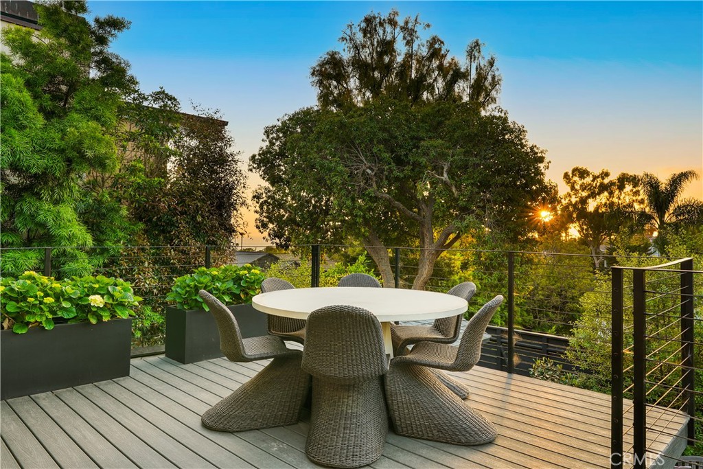 592 Bluebird Canyon Drive